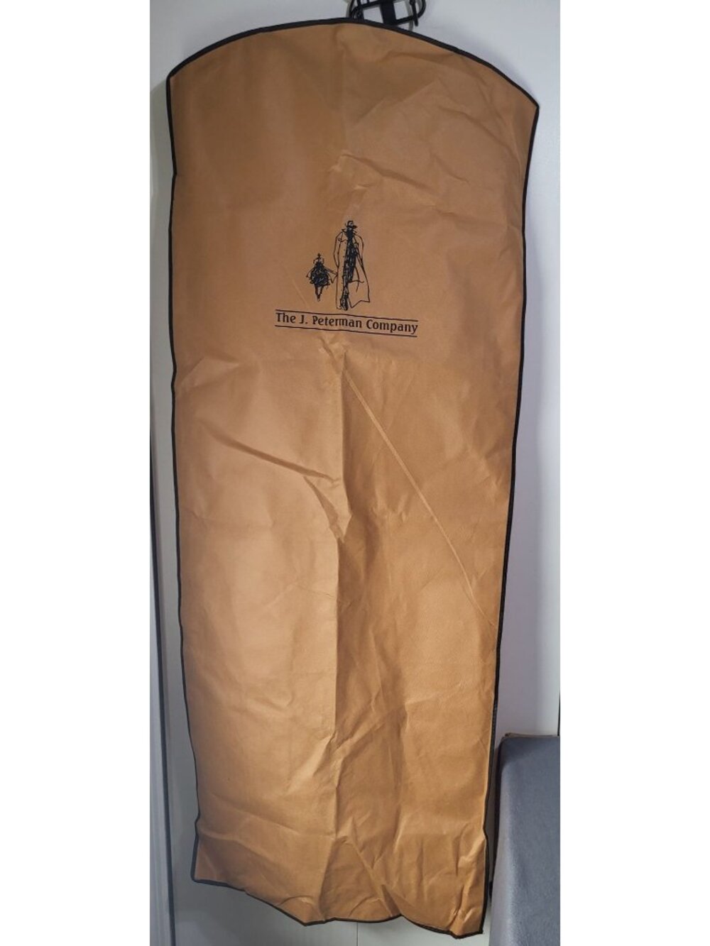 The J. Peterman Company Camel Brown and Black Garment Bag Lightweight Zip Up - Picture 2 of 6